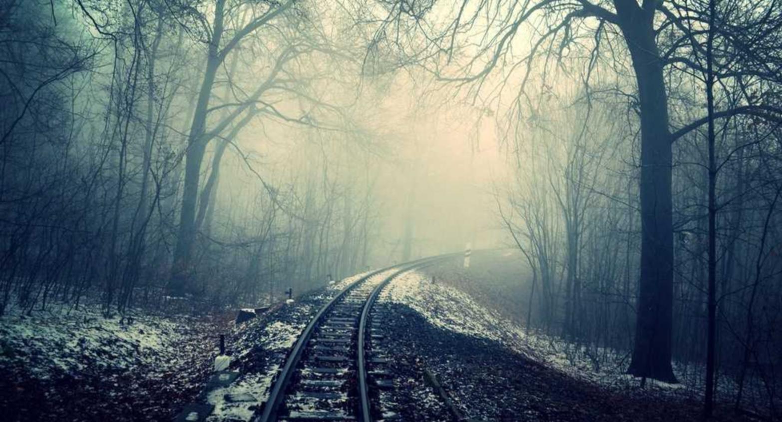 如何使用技术支持辅助投诉其他玩家和聊天室 